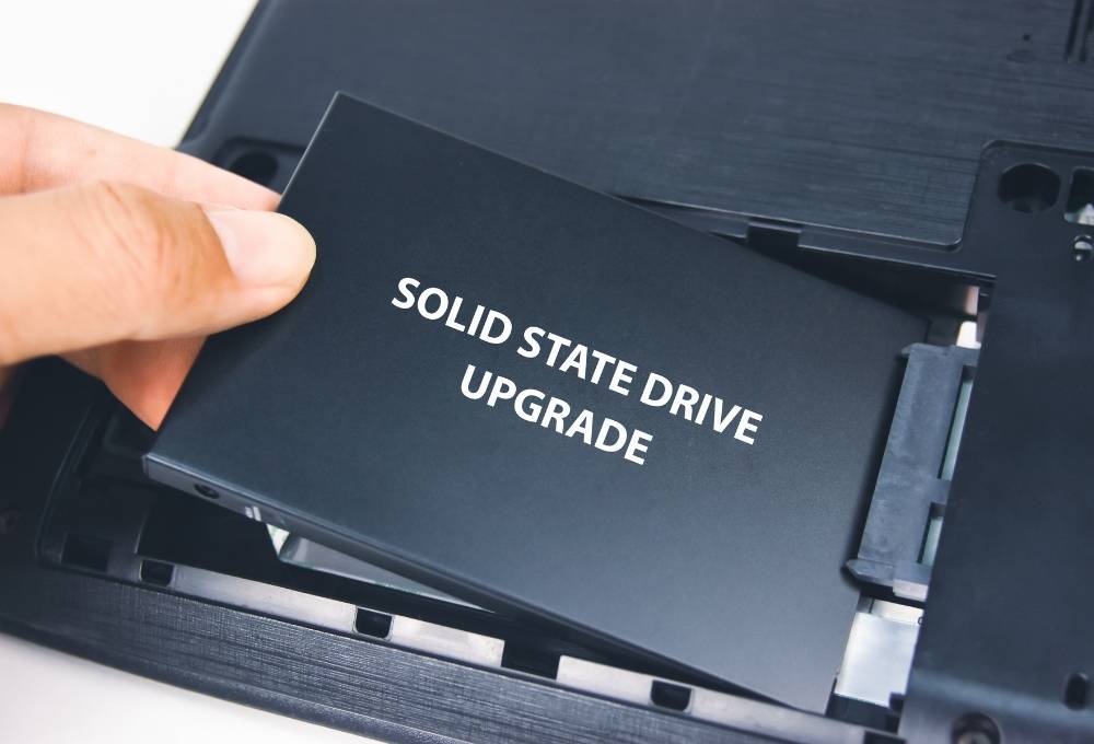 apa perbedaan ssd dan hdd