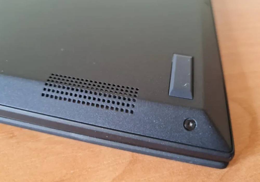 rekomendasi laptop bisnis terbaik 2021