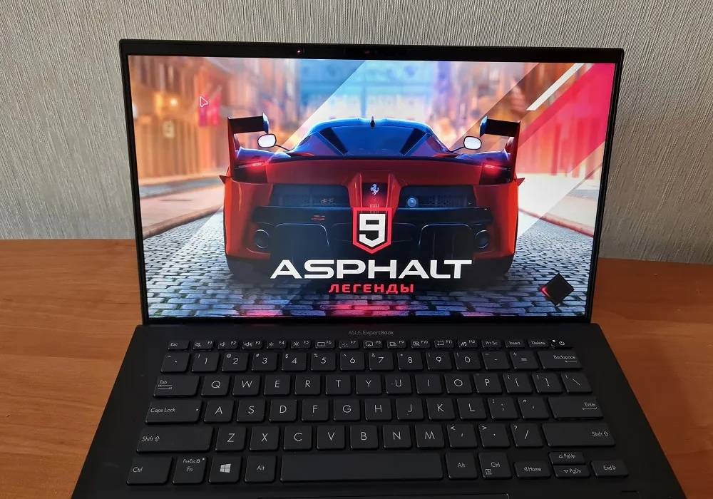 rekomendasi laptop bisnis terbaik 2021